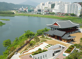 선바위 및 태화루02